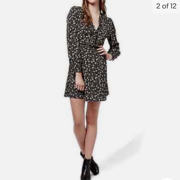NWT Topshop Black Floral Mini Dress Long Sleeve A-Line Style Cut Out Bodice 10 - Picture 1 of 16